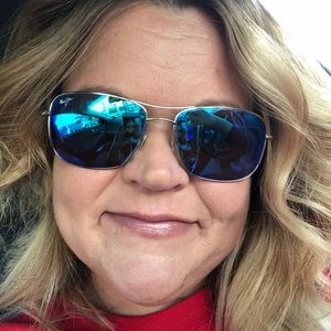 Meet your Posher, Jenn